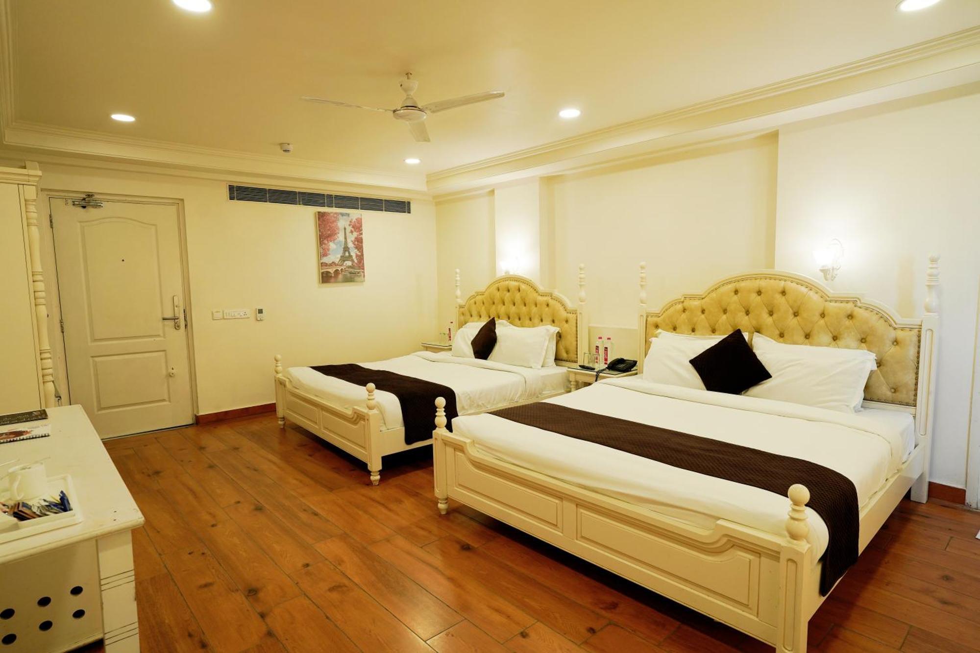 Hotel Cygnett Lite Grand, Divisione di Jaipur Esterno foto