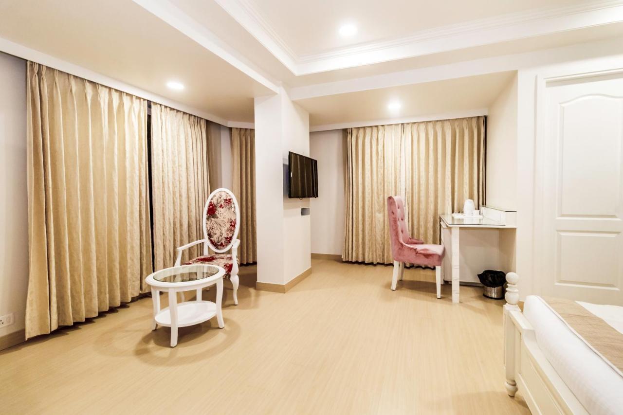 Hotel Cygnett Lite Grand, Divisione di Jaipur Esterno foto